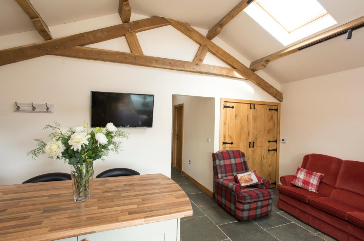 The Old Dairy - Boutique Countryside Cottage At Harrys Cottages Pen-y-Clawdd Luaran gambar