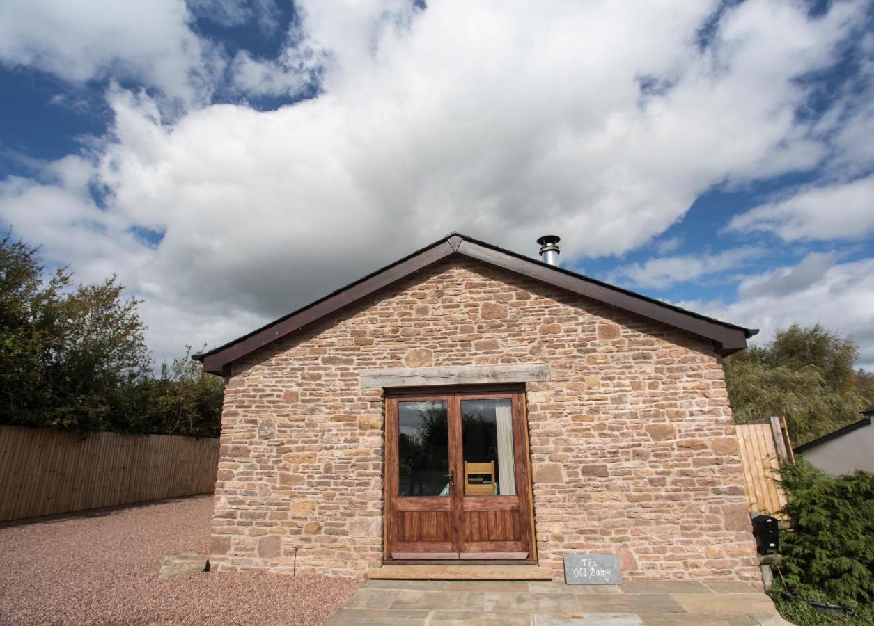 The Old Dairy - Boutique Countryside Cottage At Harrys Cottages Pen-y-Clawdd Luaran gambar